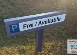 Digitales Parkplatzschild